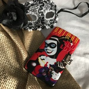 Hot Topic Harley Quinn/Joker hinge wallet women’s